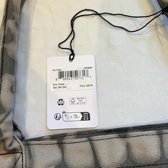 NWT Alo current season tote - Picture 2 of 2